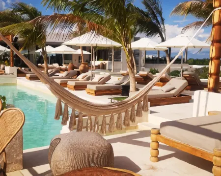 モットー バイ ヒルトン トゥルム トゥルムのホテル