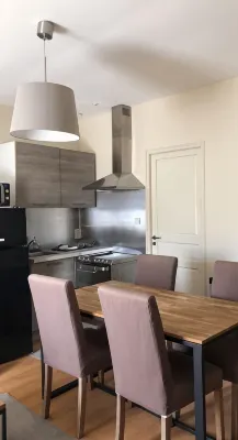 Appartement Tout Confort en Face des Thermes de Contrexéville et du Parc Thermal Hotels in Contrexéville