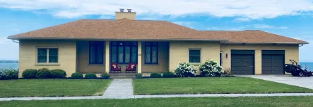 Lake Erie Escape - Erie, PA