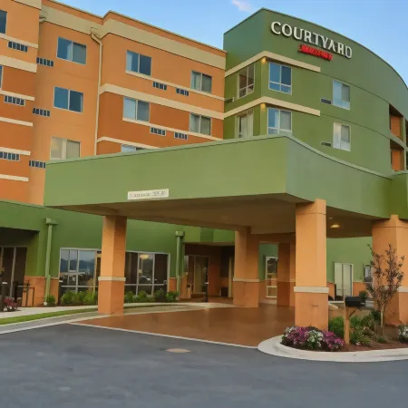 Courtyard Morgantown Отели в г. Моргантаун