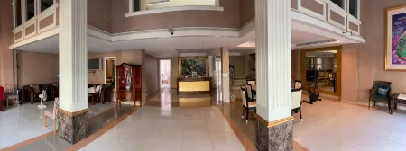 Baan Sri Bearing Отели рядом с достопримечательностью «Крокодиловая ферма Самутпракан»