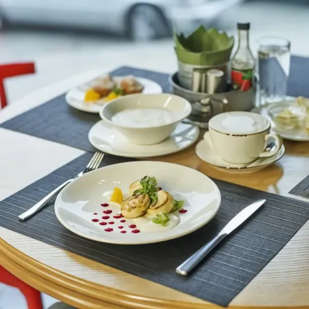 ASTOR Hotel (Астор)