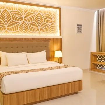 Ocean Beach Hotel Padang