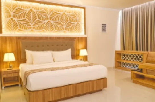 Ocean Beach Hotel Padang