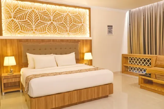 Ocean Beach Hotel Padang