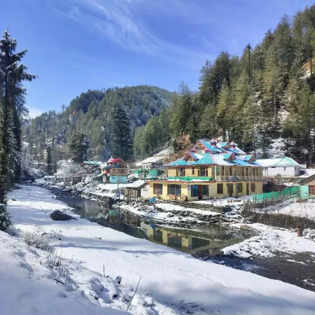 Shiva Valley Riverside Home Stay