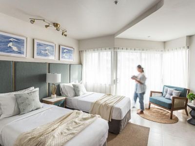 Cozy Seaside Studio with Balcony Scenic Ocean View