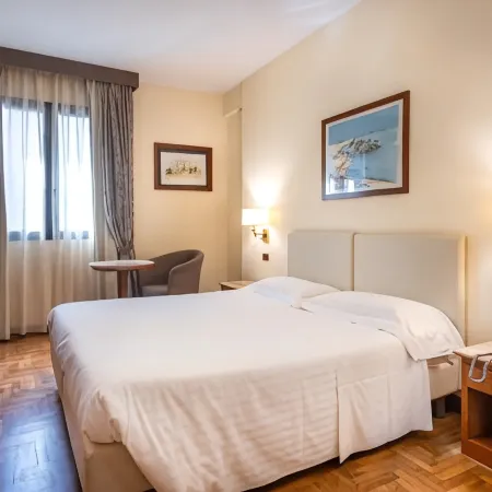 Hotel Airone