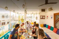 Gostops Lite Varanasi - breakfast