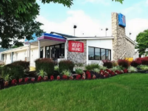 로드웨이 인 우드런 볼티모어 우드론 호텔