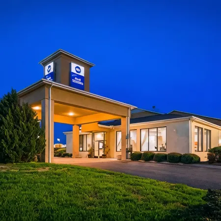 Best Western Inn  Suites - Monroe