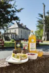 Chateau de La Richerie - breakfast