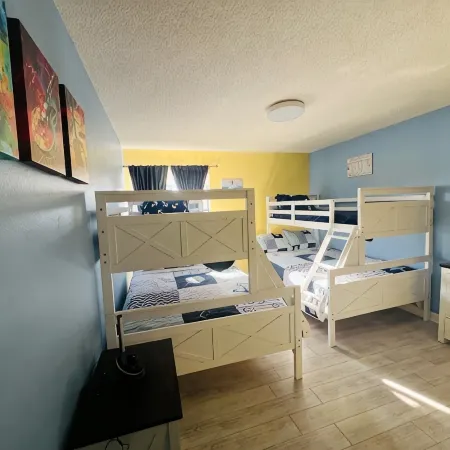 Charming Ocean Front 3-bedroom and 4 Bath  with WiFi and AC in Hernando Beach Hotels in Hernando Beach