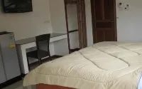 Chabakaew Hotel - 2-Star