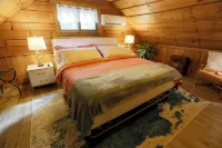 Bryson City, Entire Cabin to Yourself! King & Queen Beds. - Hytter