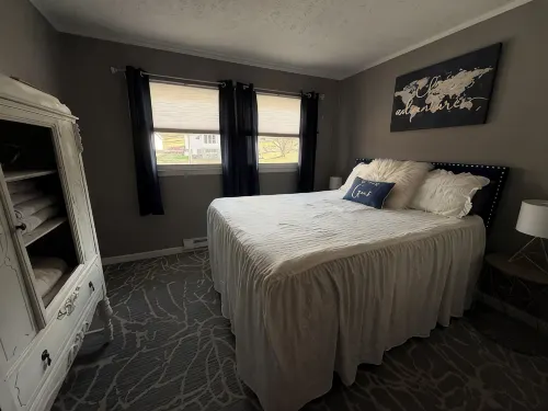 Cozy Court Street #2 - 3-Star