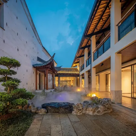 Ancient Jiangnan Charm  Century-old Heritage Art Boutique Homestay