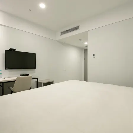 Fengjia JinRui Hotel
