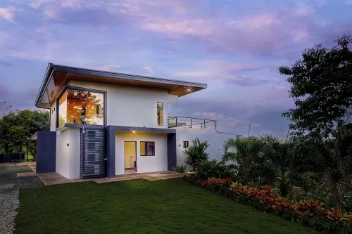 New 3BR Home with Amazing Sunset View in Quepos