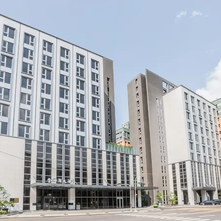 Jin Shi Hu Hotel Отели рядом с достопримечательностью «Станция метро World Games»