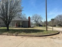 Adorable New Remodeled 3BR 2 BA quiet neighborhood! - 3-Star