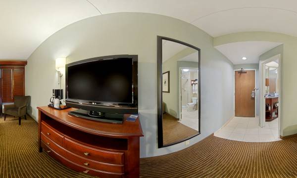 Hampton Inn & Suites Columbus-Downtown