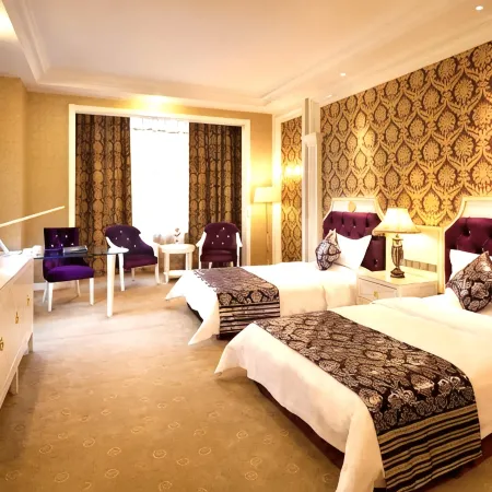 Royal Hotel
