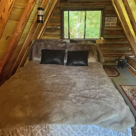La Luna Tiny Cabin