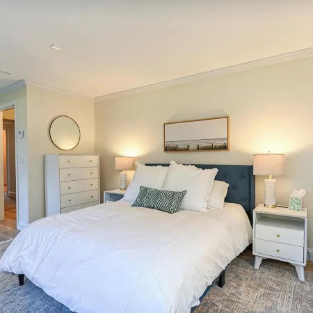 Exceptional 6Br Coastal Retreat, 8-Minute Walk to Moody Beach