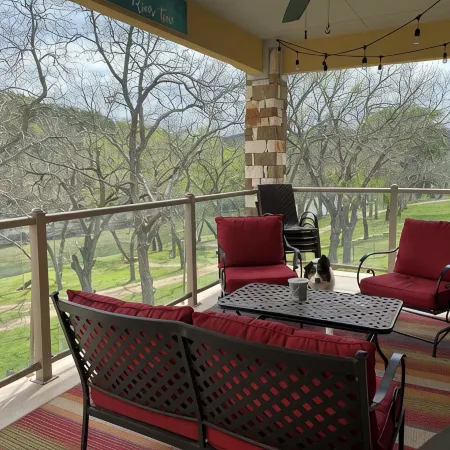 On River Time...Cozy 3-br 2-ba condo in gated complex, pool, direct river access