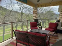 On River Time...Cozy 3-br 2-ba condo in gated complex, pool, direct river access - Butik
