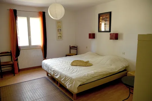 Countryside house located in an olive grove, very quiet, wonderful scenery