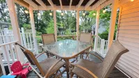 Large Outdoor Space with Saltwater Hot Tub, Fire Pit, Gardens, and Deck in OOB! - Apartments