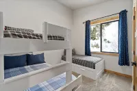 Delightful 4-bedroom ski condo in Schweitzer, Idaho