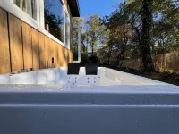 Forest view holiday house with private jacuzzi Hotels in Hoenderloo