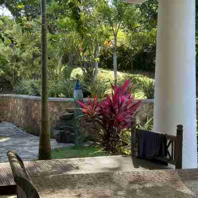 Peaceful jungle villa - 3 Ensuite Bedrooms, Infinity pool & 10 mins to the beach Hotel Exterior