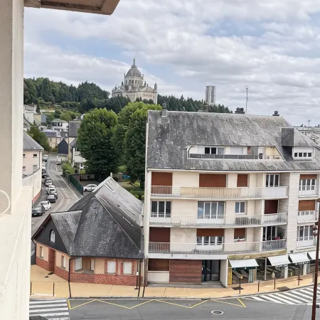 Cocoonlis, Charmant 2 Pièces au Cœur de la Ville Avec vue sur la Basilique