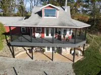 Wrap Around Decks w/Beautiful View & Hot Tub - 3-Star
