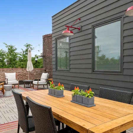 Luxury Loft in Downtown Columbia with Rooftop Terrace
