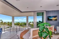 Pirate House: Gulf Front, Pool, #1 Location Lido Key, St. Armands One Block. - プライペートプール