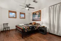 Native Charm Adobe Guesthouse in Historic Old Town with wifi, AC, patio grill. - Bungalows
