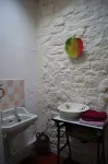 Traditional Stone Cottage - Wi-Fi