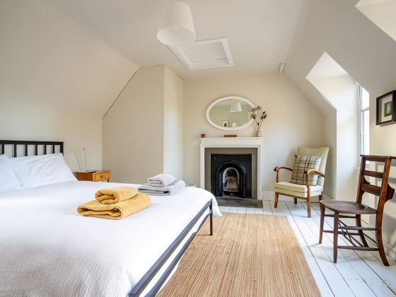 Rathmhor - lovingly restored traditional stone house in Cairngorms National Park