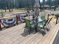 New AC Installed:  3 Bedroom Home with Golf Course View , Dogs OK Hotels in Plumas Eureka