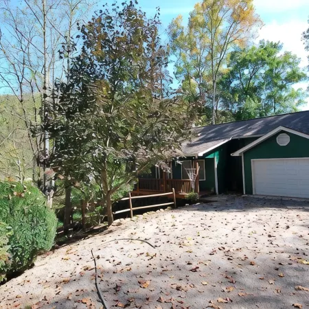 NC Cabin Creekside: Stunning Creek Views, Sleeps 7 —5 Stars