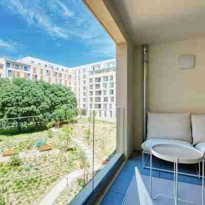 Le Fonction, Furnished  , Boxed Parking Others