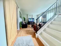 Loft w/ Big Pool, Huge Backyard, Fire Pit, PingPong, Pool Table,