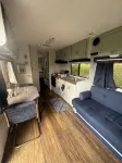 Cozy mobile home on the river in Benton City with WiFi and AC