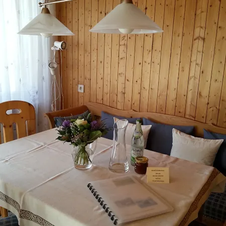 "Enzian" Small but beautiful! The house with a personal touch.