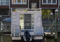 The LOVE Boat !